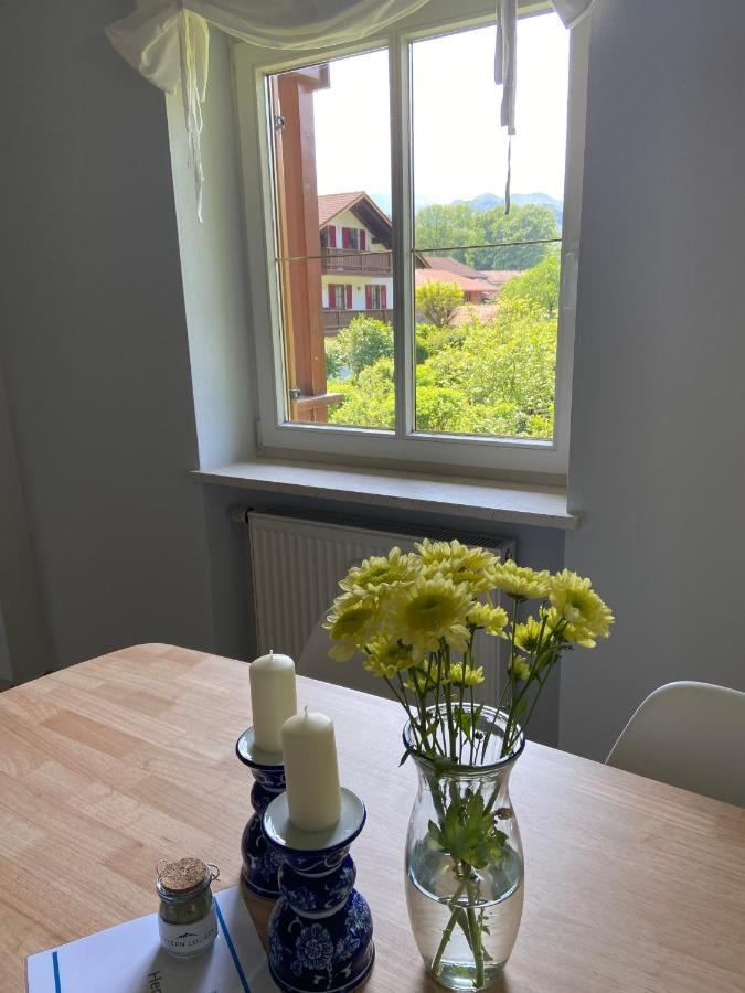 Modern Eingerichtete Wohnung Mit 2 Schlafzimmern Bergen  Kültér fotó